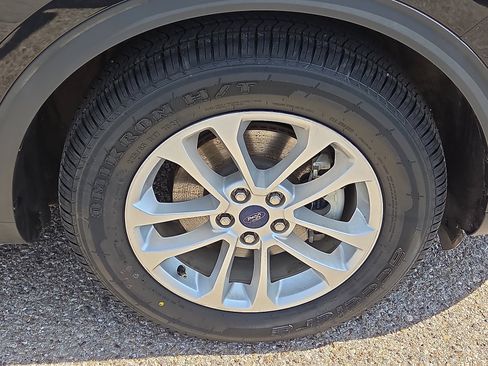 Used 2022 Ford Escape SE w/ Convenience Package image 7