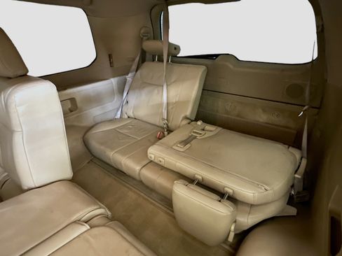 Used 2009 Lexus LX 570 4WD image 29