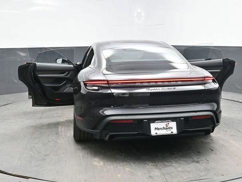 Used 2020 Porsche Taycan Turbo S AWD/4WD image 40