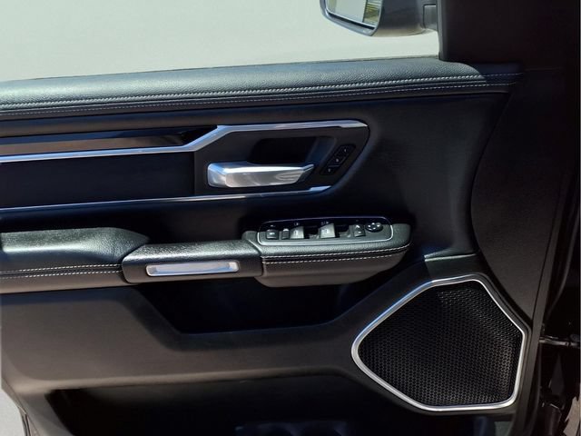Used 2020 RAM 1500 Laramie w/ Sport Appearance Package AWD/4WD image 16