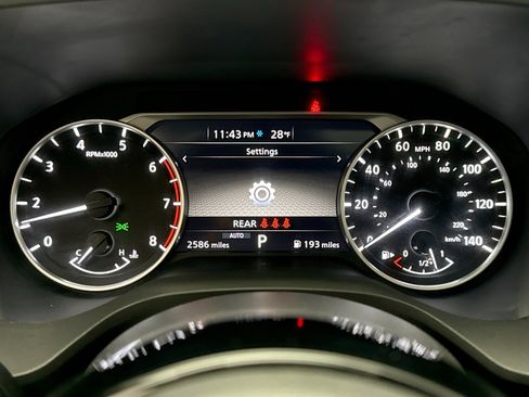 Used 2022 Nissan Rogue SV w/ SV Premium Package image 13