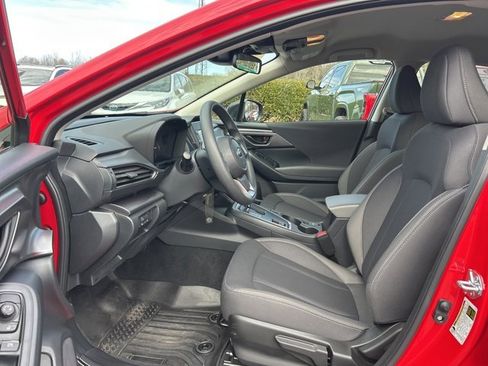 Used 2025 Subaru Impreza 2.0i image 12