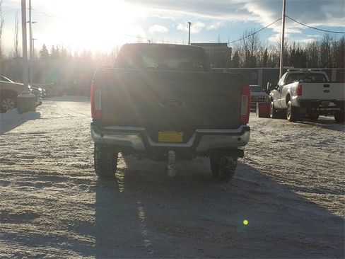 Used 2019 Ford F350 XLT w/ XLT Value Package image 4