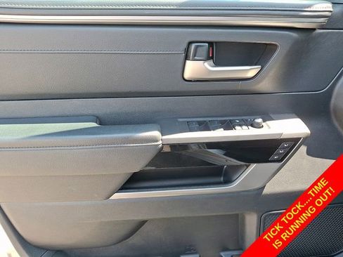 Used 2023 Toyota Tundra Limited AWD/4WD image 16