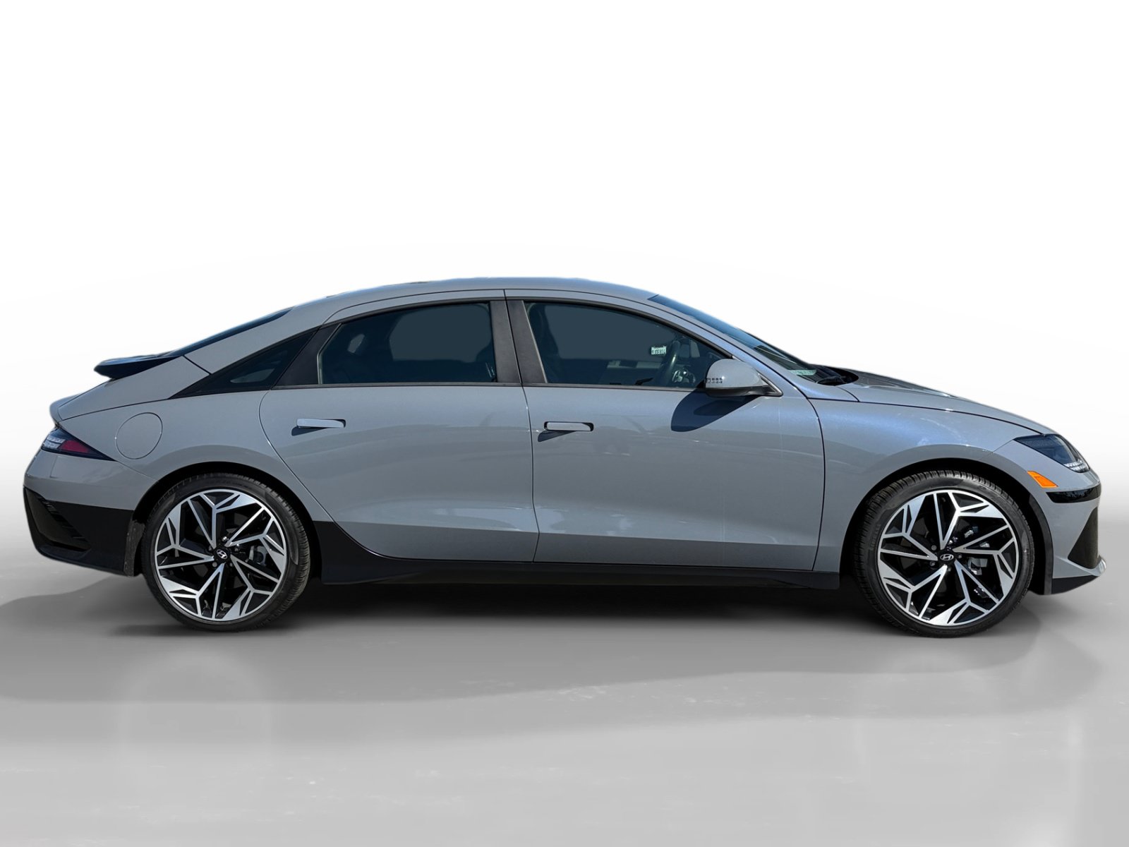 Certified 2025 Hyundai Ioniq 6 SEL RWD image 6