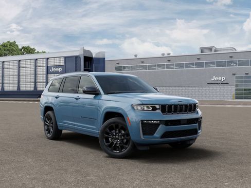 New 2026 Jeep Grand Cherokee L Limited AWD/4WD image 5