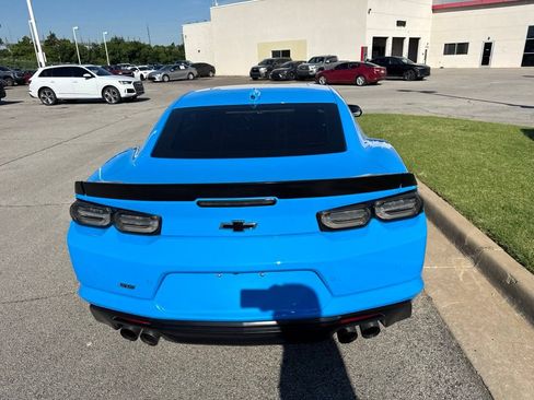 Used 2022 Chevrolet Camaro SS RWD image 5