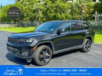 Used 2024 Jeep Grand Cherokee L Altitude image 1