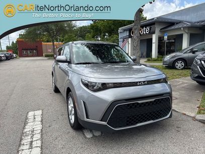 Used 2025 Kia Soul LX w/ LX Technology Package