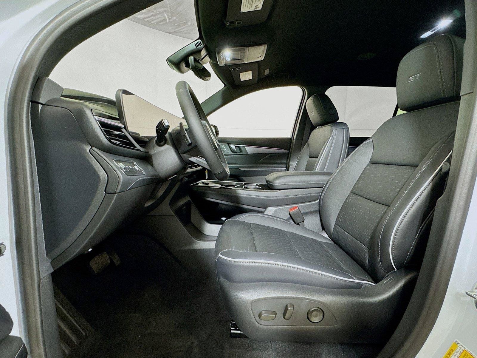 New 2026 Buick Enclave Sport Touring w/ Power Package FWD image 12