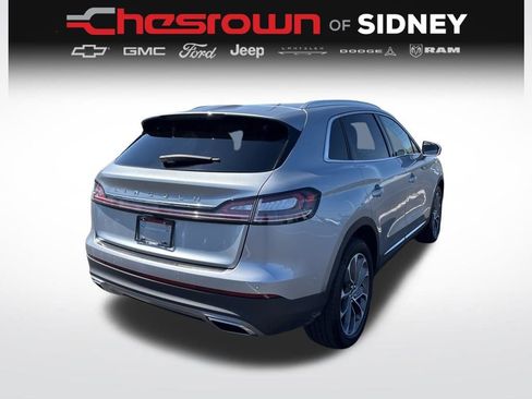 Used 2023 Lincoln Nautilus Reserve AWD/4WD image 5