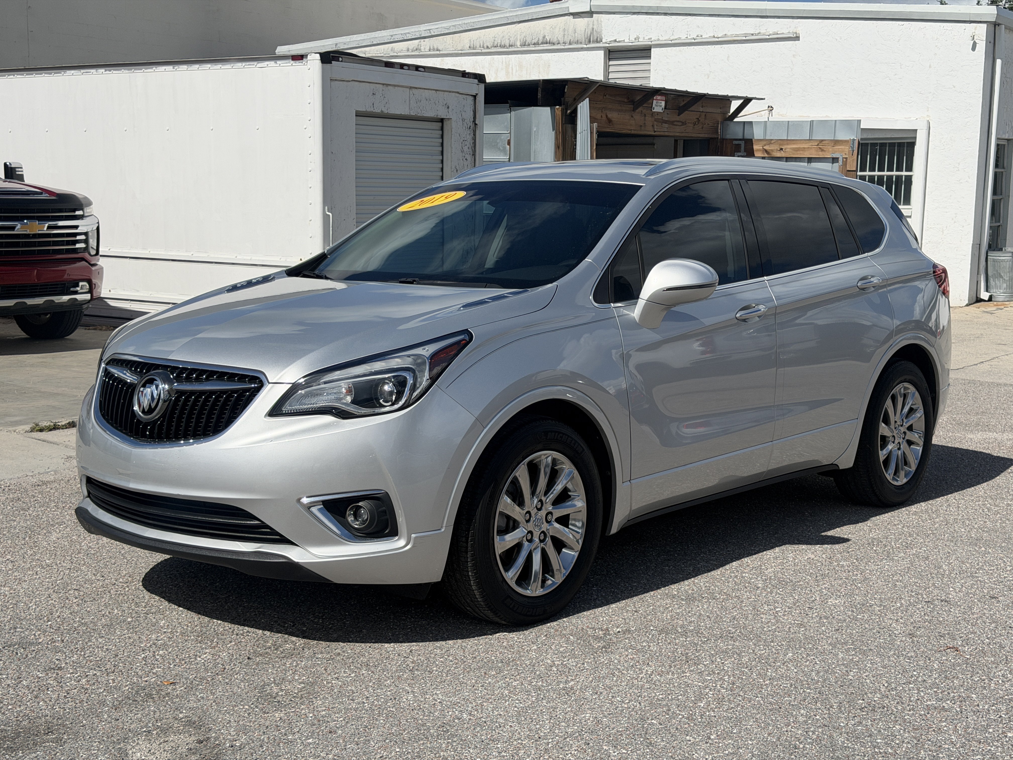 Used 2019 Buick Envision Essence FWD image 3