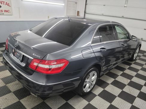 Used 2010 Mercedes-Benz E 350 4MATIC Sedan image 5