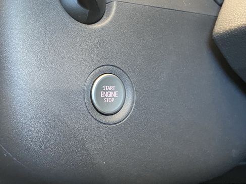 Used 2023 Volkswagen ID.4 Pro S RWD image 22