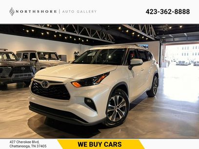 Used 2022 Toyota Highlander XLE