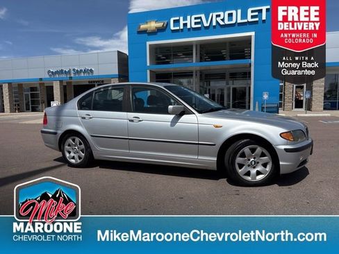 Used 2004 BMW 325i Sedan RWD image 1