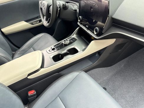 Certified 2023 Lexus RZ 450e Premium w/ Technology Package AWD/4WD image 32
