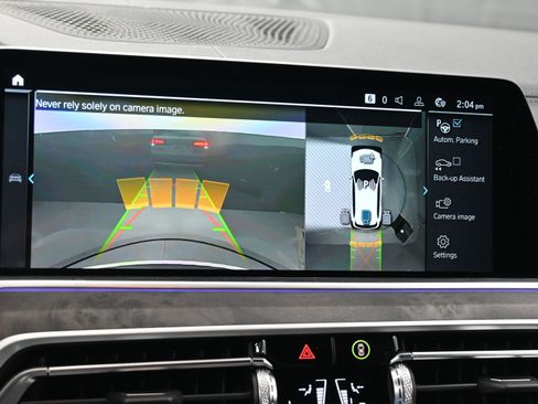 Used 2022 BMW X5 xDrive45e w/ Parking Assistance Package image 29