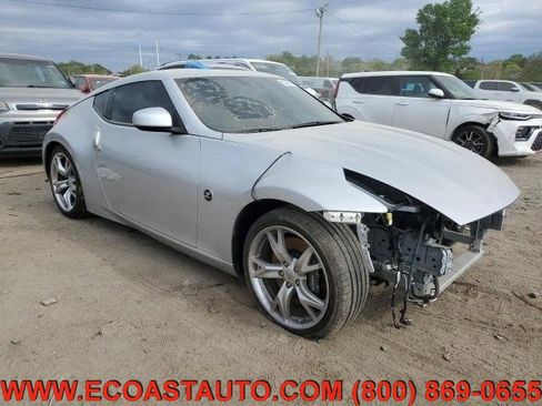 Used 2011 Nissan 370Z Coupe image 1