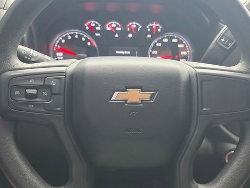 Certified 2025 Chevrolet Silverado 1500 Custom image 33