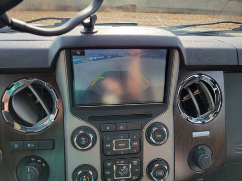 Used 2016 Ford F350 Lariat w/ FX4 Off-Road Package image 15