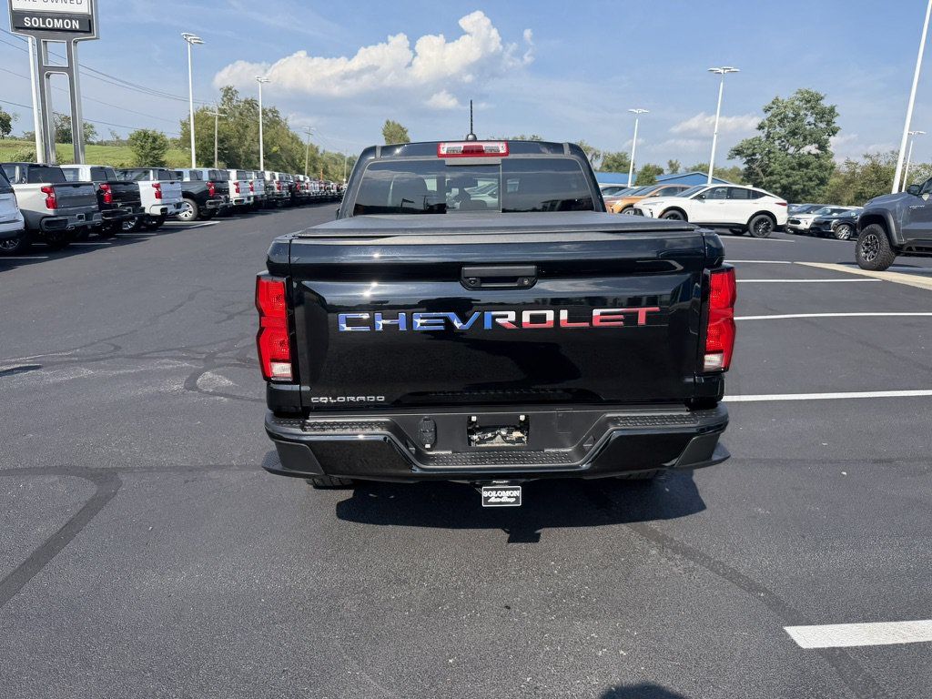 Certified 2024 Chevrolet Colorado Z71 w/ Z71 Convenience Package 2 AWD/4WD image 5