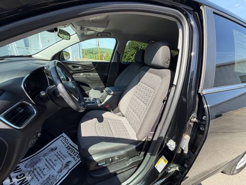 Used 2023 Chevrolet Equinox LT FWD image 9