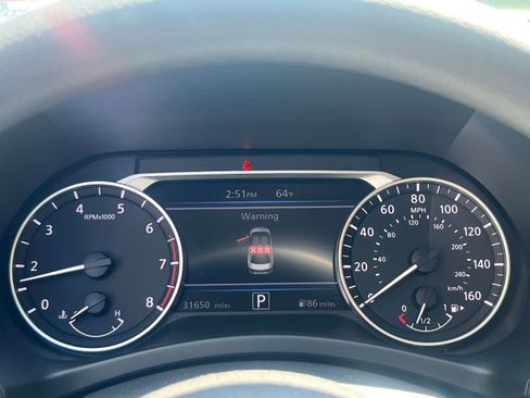 Used 2025 Nissan Sentra SV image 35