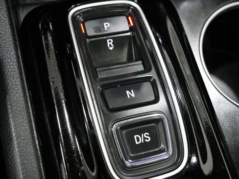 Used 2023 Honda Pilot Touring image 24