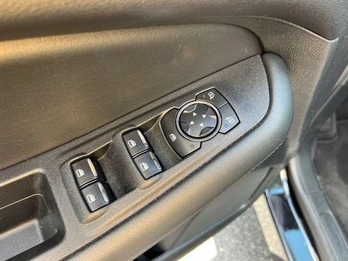 Used 2024 Ford Edge SEL AWD/4WD image 11