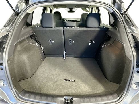 Used 2024 Nissan Kicks S image 22