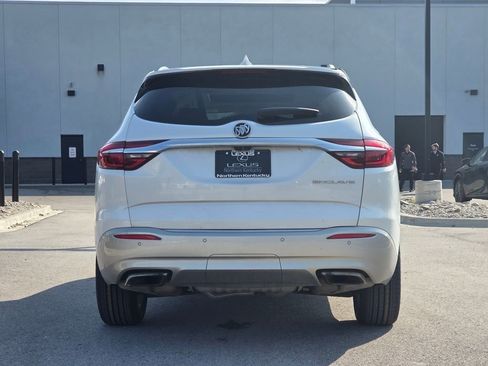 Used 2019 Buick Enclave Premium w/ Experience Buick Package FWD image 26