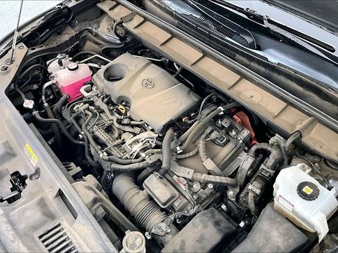 Used 2021 Toyota Highlander XLE image 43