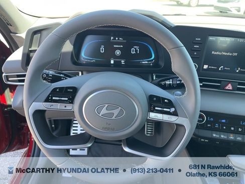 Certified 2025 Hyundai Elantra Sport image 6