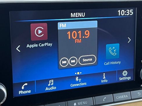 Used 2024 Nissan Sentra SV w/ SV Premium Package image 32