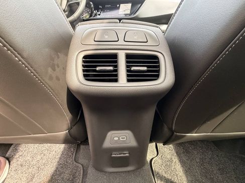 Used 2023 Buick Envision Avenir AWD/4WD image 27
