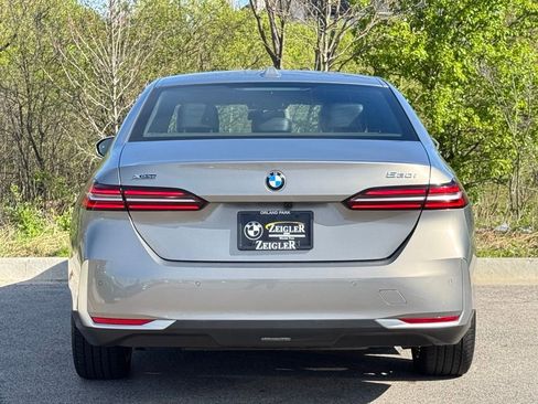 Certified 2024 BMW 530i xDrive AWD/4WD image 5