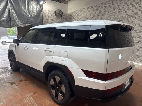 New 2027 Hyundai Santa Fe SE FWD image 5