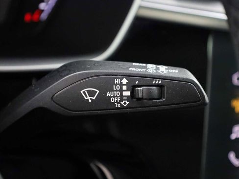 Used 2023 Audi Q3 2.0T Premium w/ Convenience Package image 27