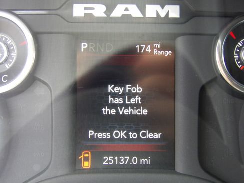 Used 2024 RAM 3500 SLT w/ Quick Order Package 2YG SLT AWD/4WD image 21