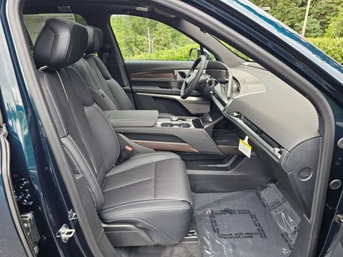 New 2027 Cadillac Vistiq Luxury AWD/4WD image 11