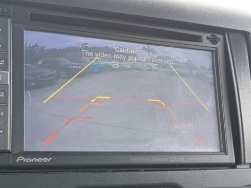 Used 2015 Jeep Wrangler Unlimited Sahara w/ Connectivity Group image 22