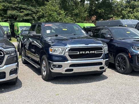 Used 2019 RAM 1500 Big Horn AWD/4WD image 3