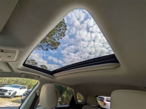 Used 2018 Lexus RX 450h AWD w/ Premium Package image 22