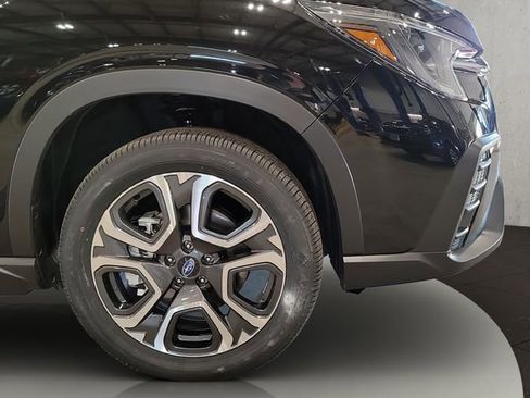 New 2026 Subaru Ascent Limited image 24