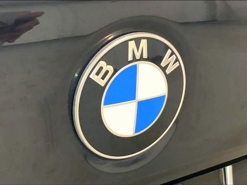 Used 2019 BMW 530i xDrive w/ Convenience Package image 29