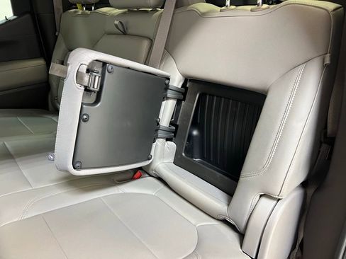 Used 2022 Chevrolet Silverado 1500 LTZ image 30