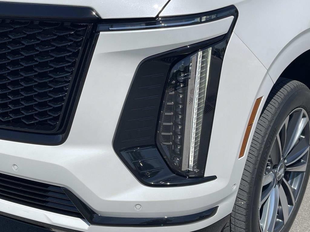 Certified 2025 Cadillac Escalade Sport AWD/4WD image 10