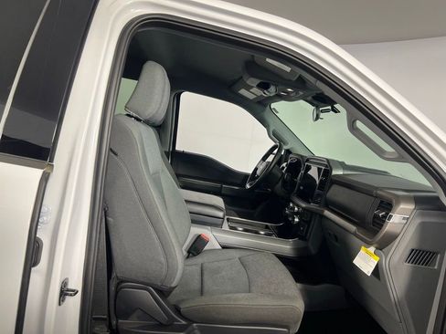 Used 2025 Ford F150 XLT w/ Equipment Group 301A Standard AWD/4WD image 29