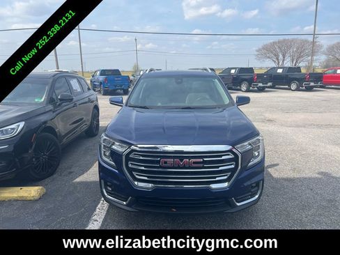 Used 2023 GMC Terrain SLT image 2